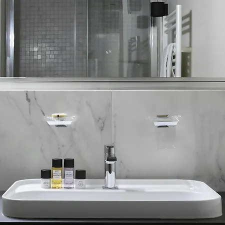 Sonder By Marriott Bonvoy Trastevere Apartments Piazza Trilussa Rome Exterior photo